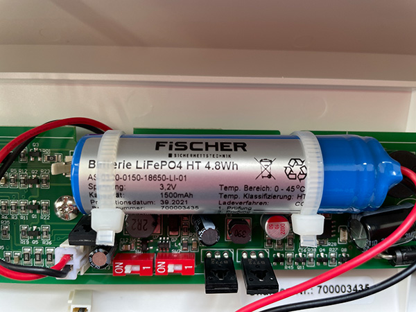 Einzelbatterieplatine mit Batterie
